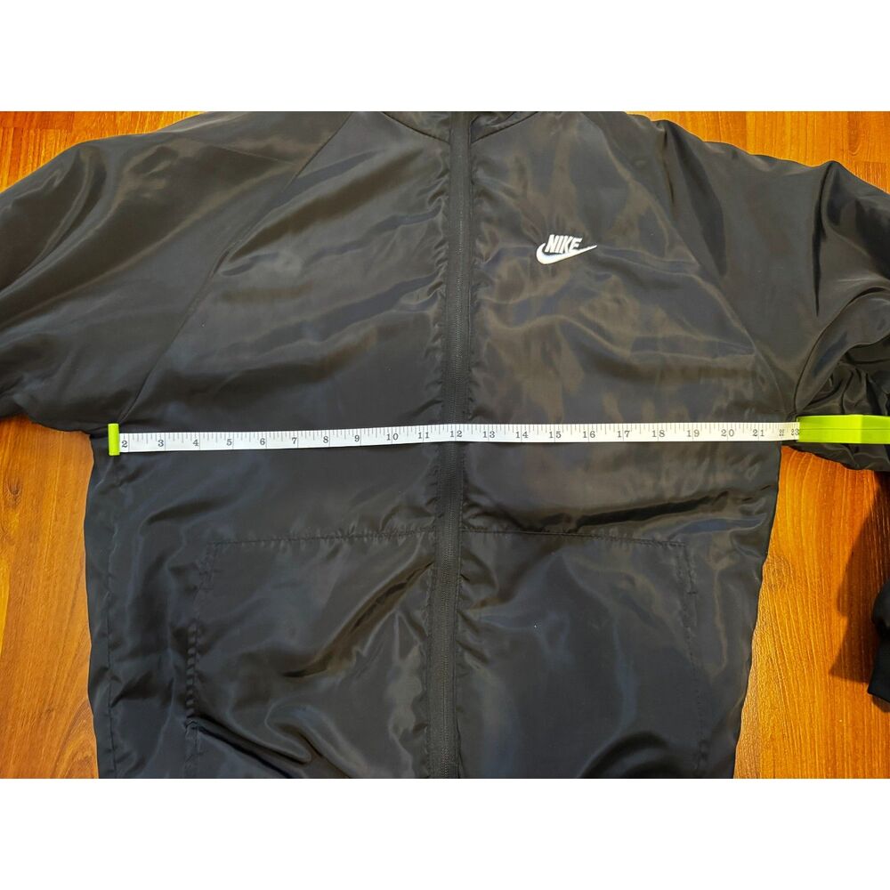 Nike Men's Big Swoosh Reversible Boa Jacket - Picture 7 of 8